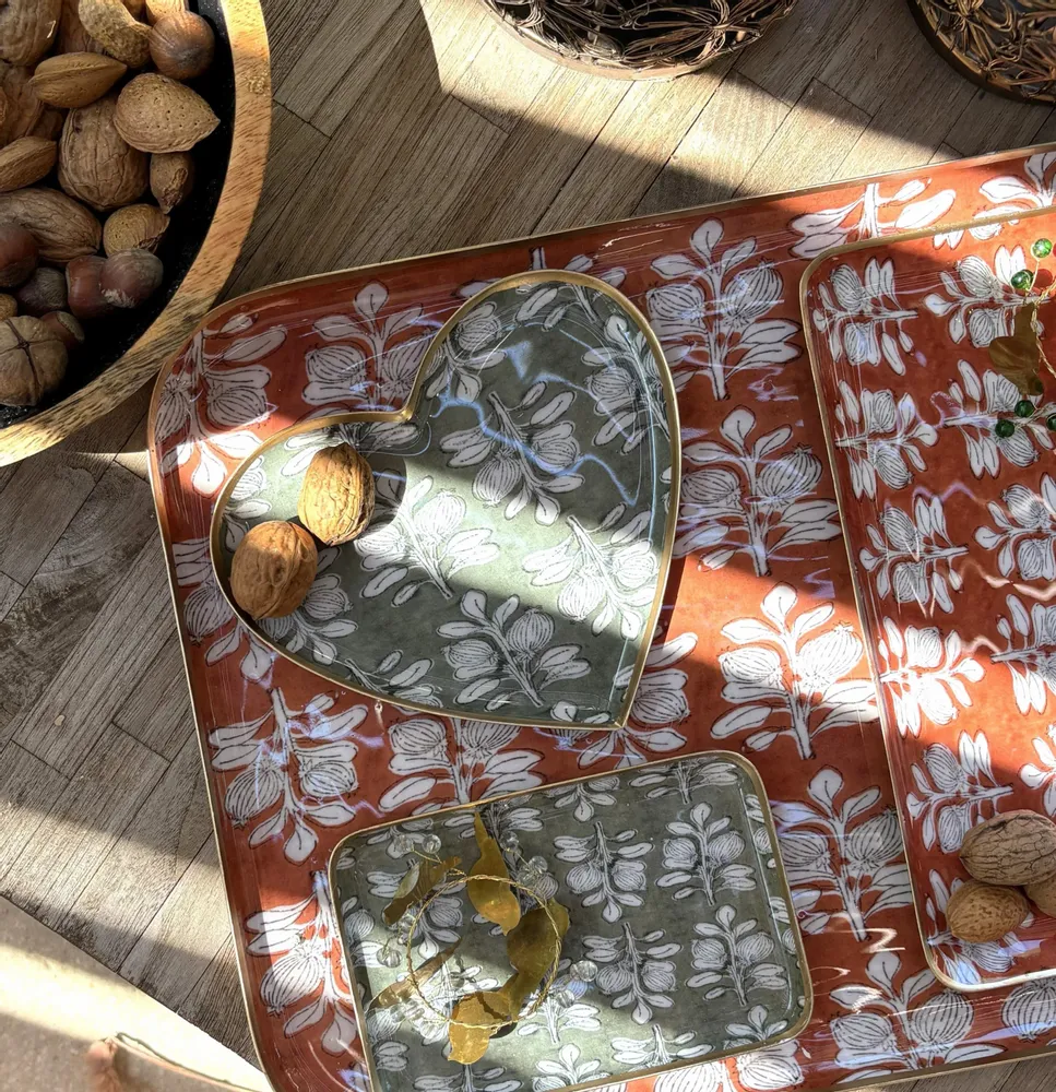 Trays - Alhambra enamelled metal trays with handpainted gold trim - MAISON LILO