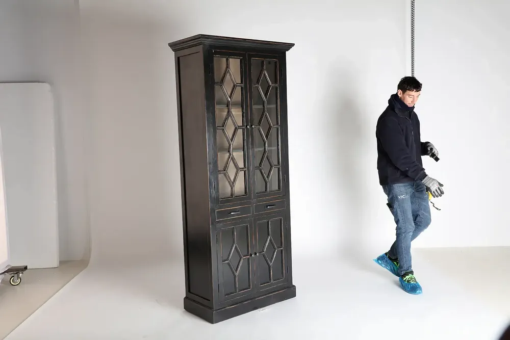Bibliothèques - Vitrine en bois d'orme couleur noir cassé de 90x45x211 cm - VICAL