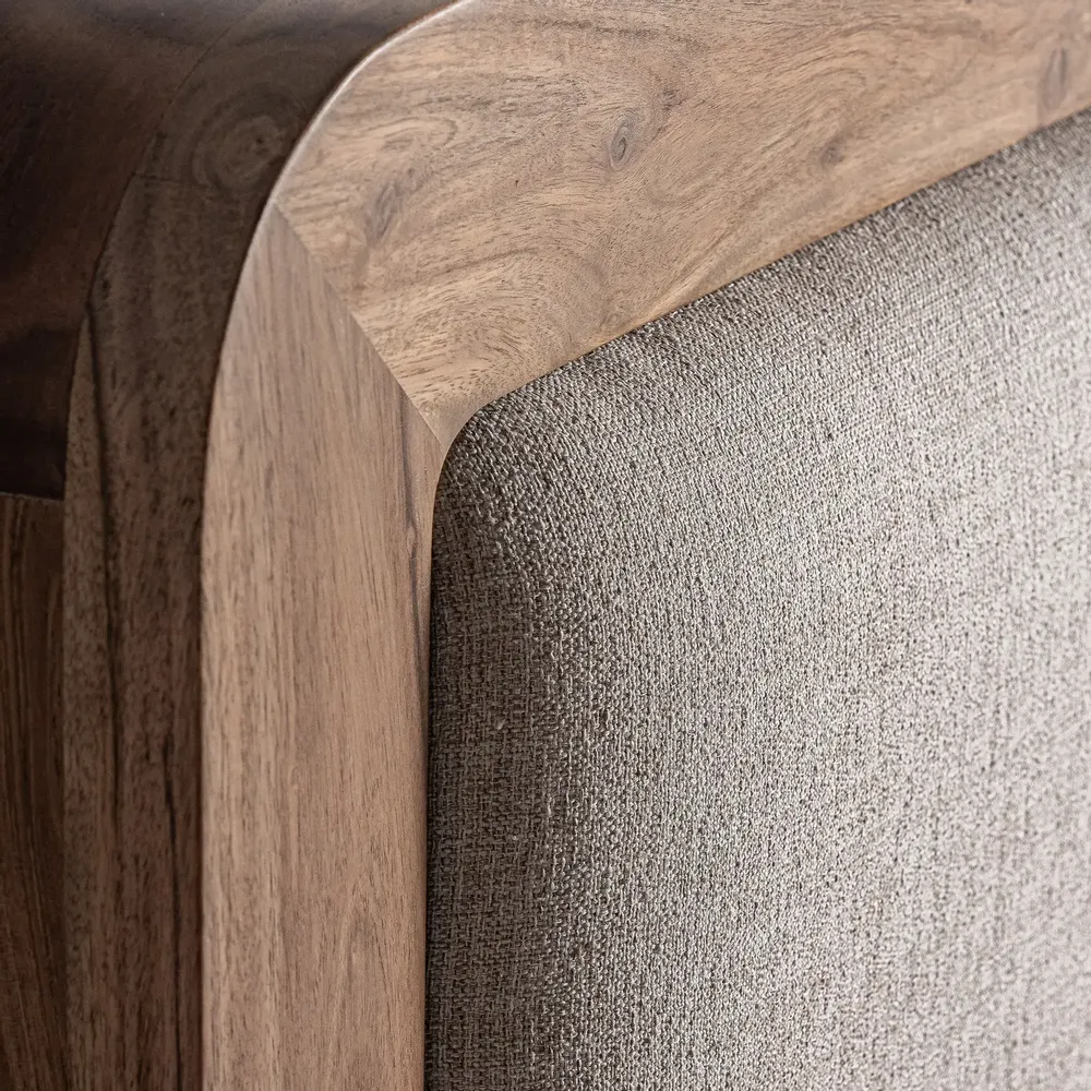 Beds - Bed in acacia wood off brown colour in 200x180x122 cm - VICAL