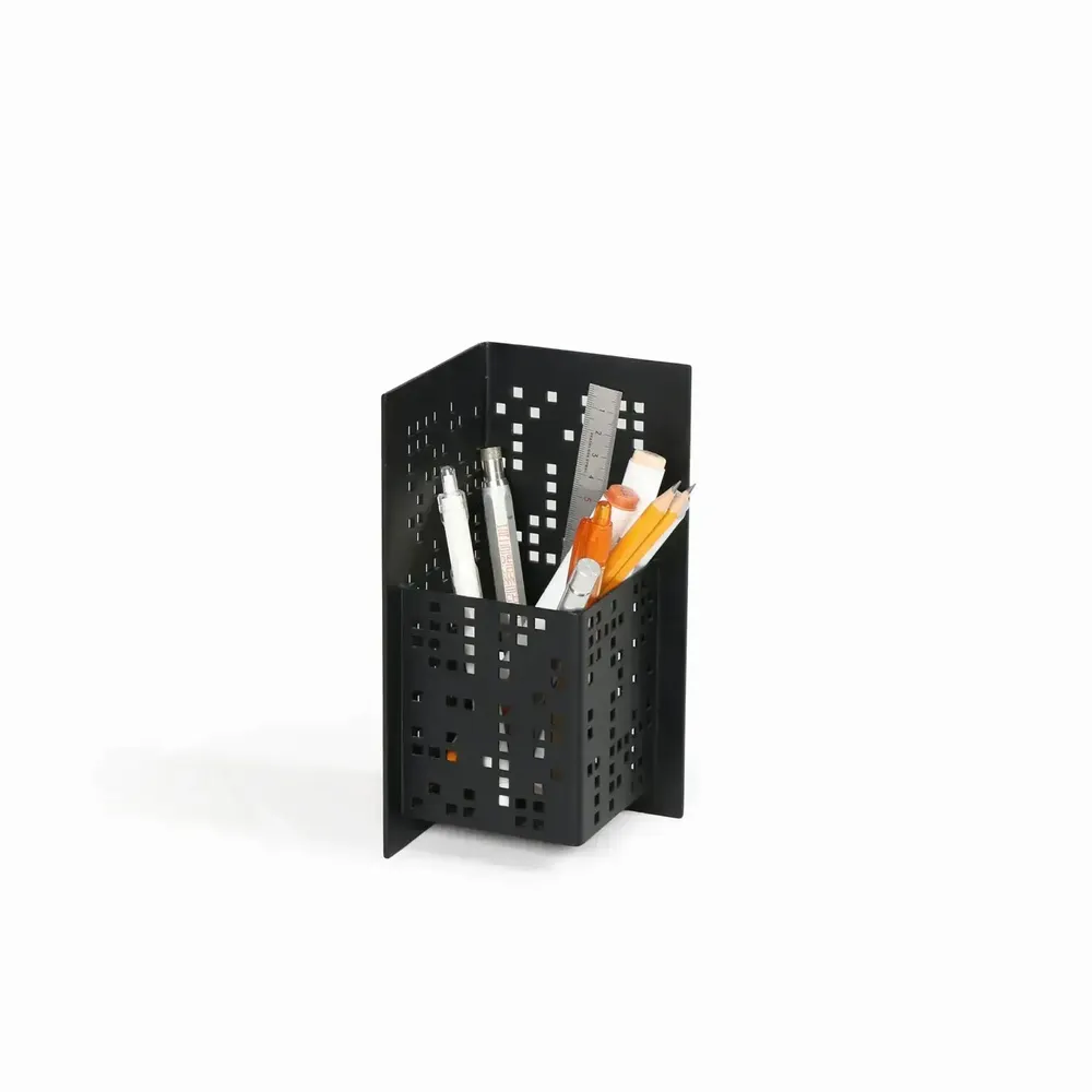 Design objects - DIEM pot - BANG