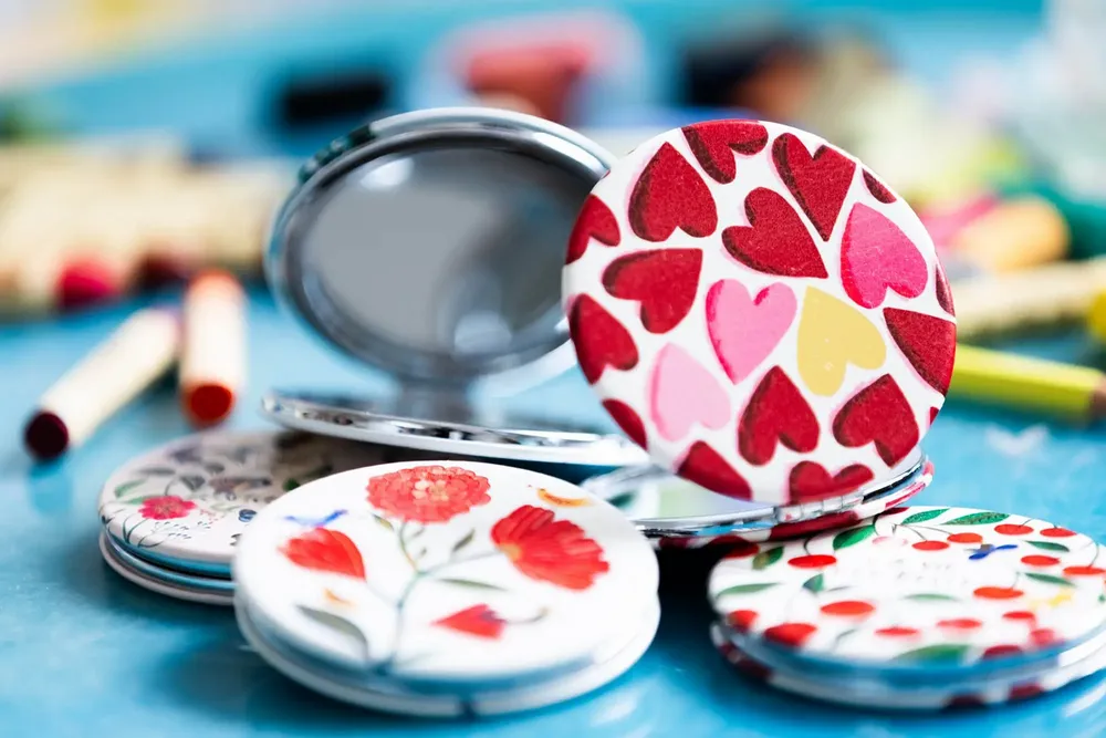 Cosmétiques - MIROIRS DE POCHE - CARTESDART