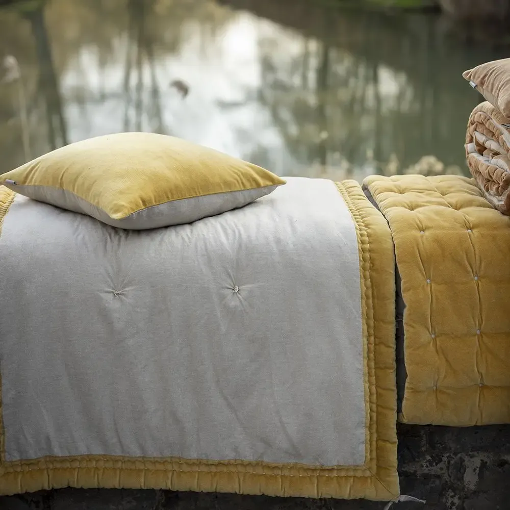 Coussins - Coussin uni Elise Ocre 45 x 45 - MAISON VIVARAISE - SDE VIVARAISE WINKLER