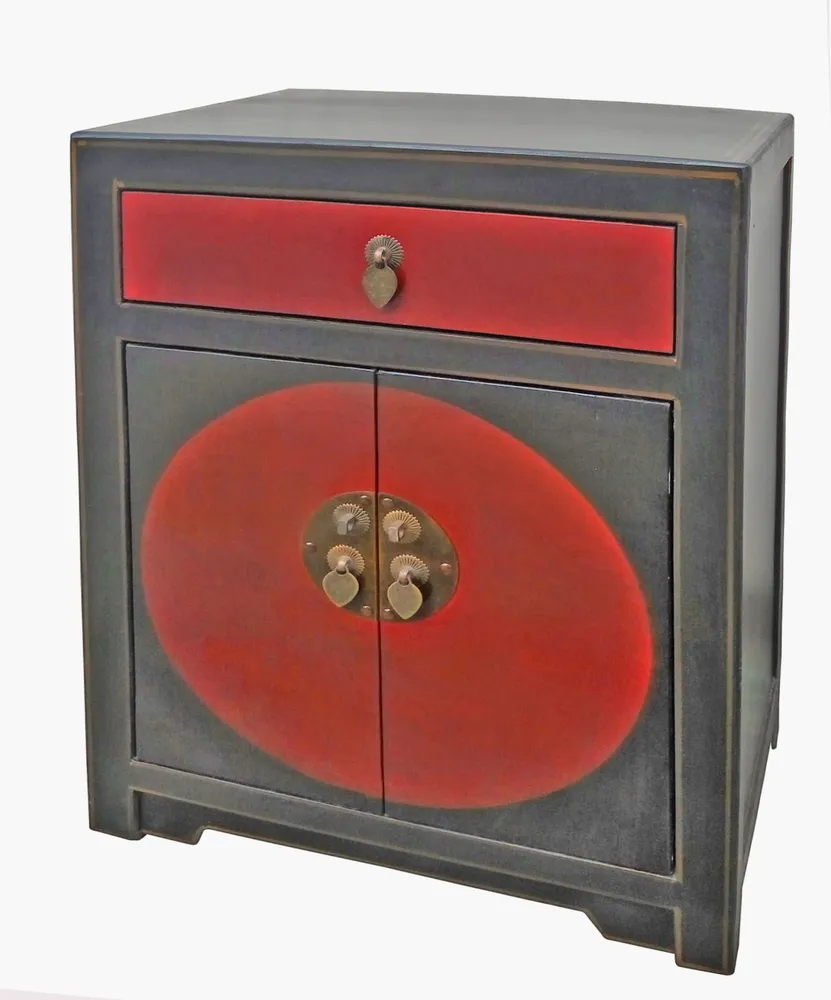 Objets de décoration - Table de chevet avec deux portes et un tiroir. - GALERIE D'ORIENT