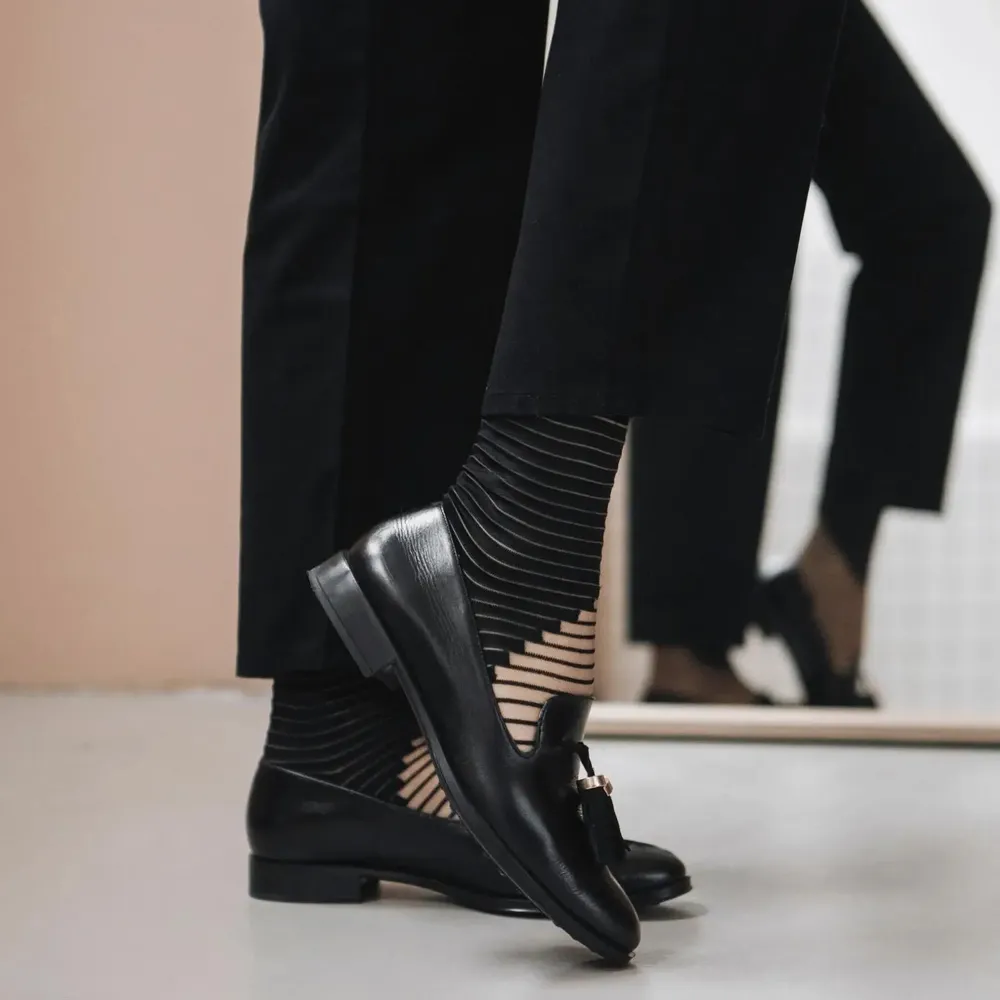 Cadeaux - Shibuya Black 36-38 : chaussettes transparentes architecturales - ATELIER ST EUSTACHE