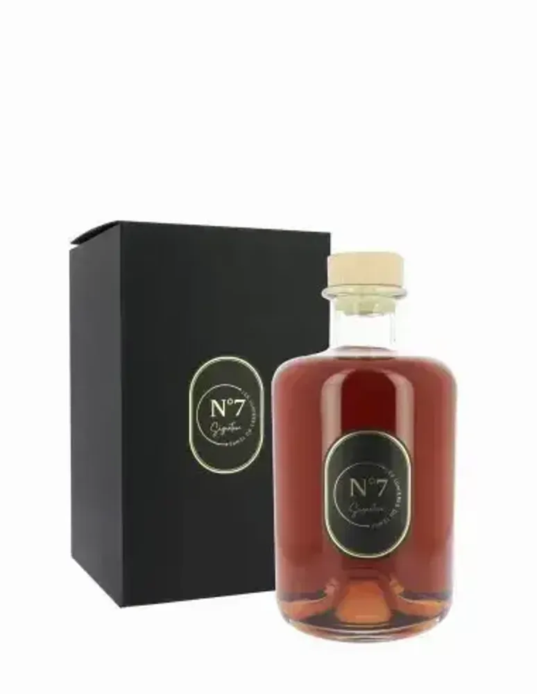 Scent diffusers - Signature Fragrance Diffuser (with rattans) 1L No. 7 First Bath - LES LUMIERES DU TEMPS