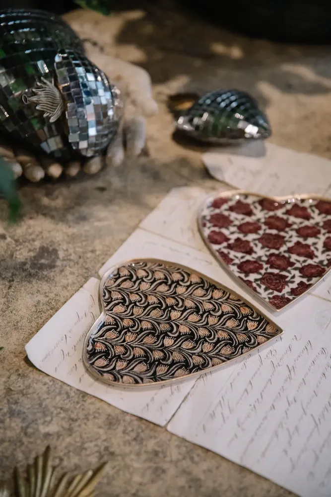 Decorative objects - Enamelled Trays - BONCOEURS