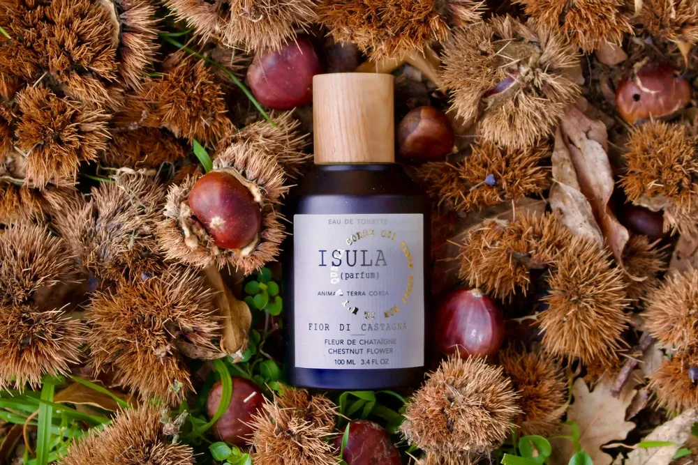 Parfums pour soi et eaux de toilette - Eau de Toilette - Eau de Parfums - Gamme Spa - Gamme Bain - Savon - ISULA PARFUMS & ISULA CASA