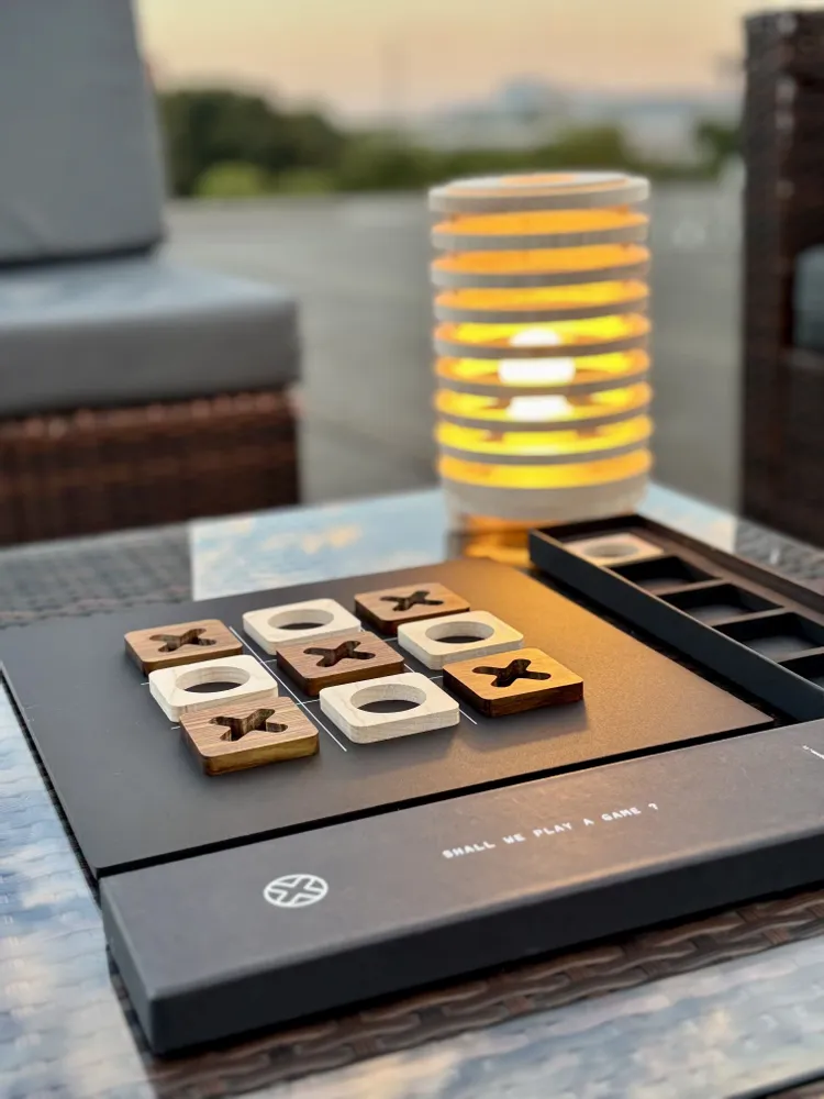 Table lamps - VOLTA - SHALL WE PLAY A GAME?