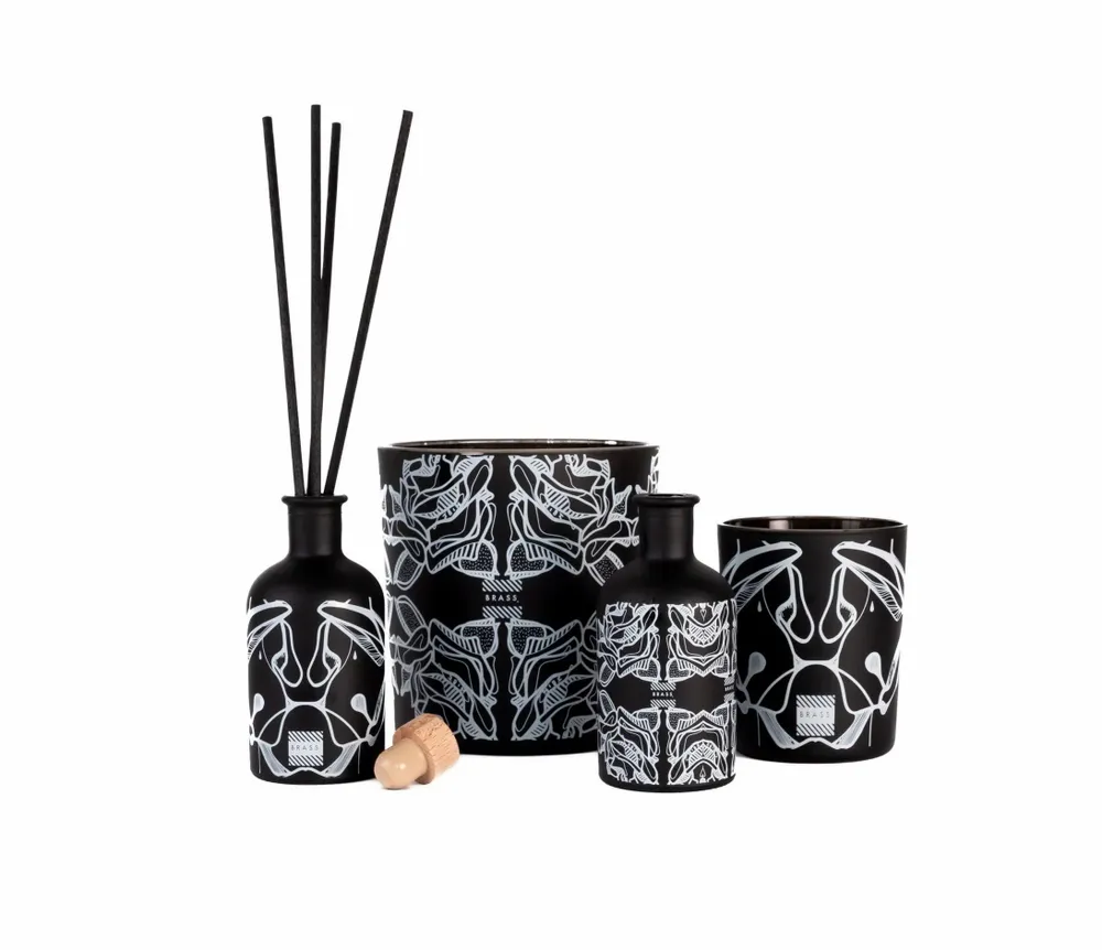 Candles - Black Fololo scented candle - Design by BRASS - ARTDECORIS