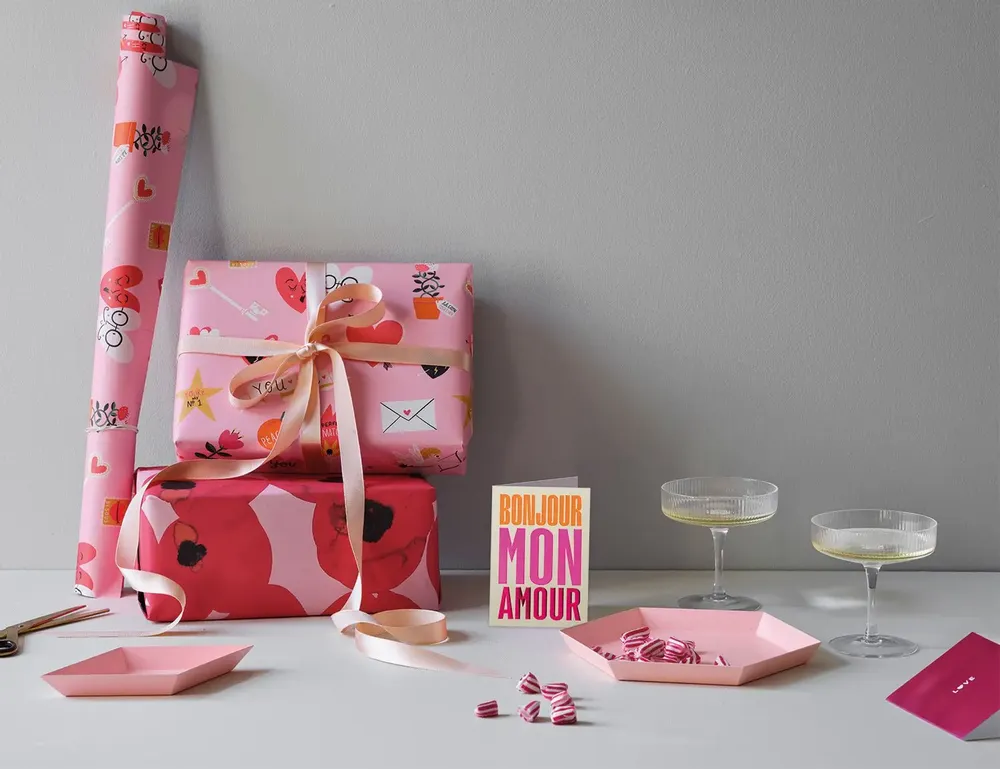Card shop - LAGOM DESIGN Cards made in UK & Gift Wrap - KLANGUNDKLEID.DE GMBH