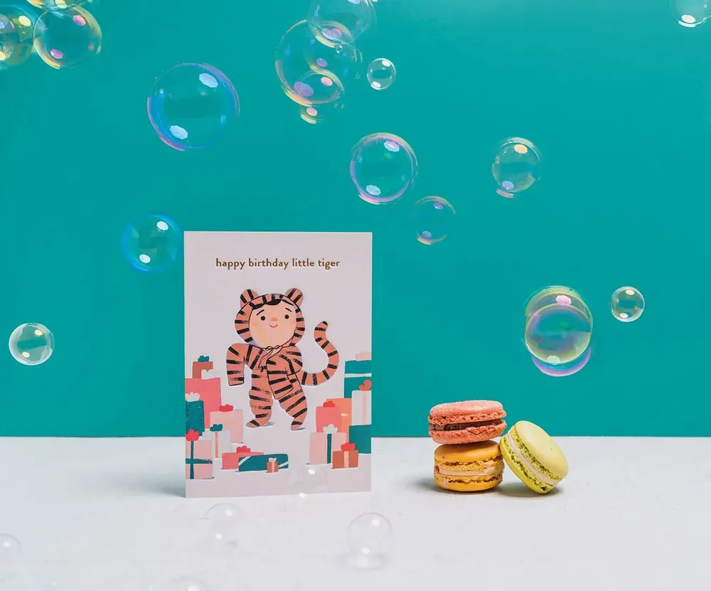 Card shop - LAGOM DESIGN Cards made in UK & Gift Wrap - KLANGUNDKLEID.DE GMBH