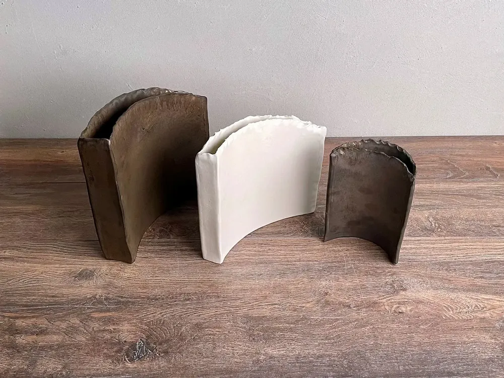 Poterie - VIRGOLA VASE - ALESSIO MORAS POTTERY
