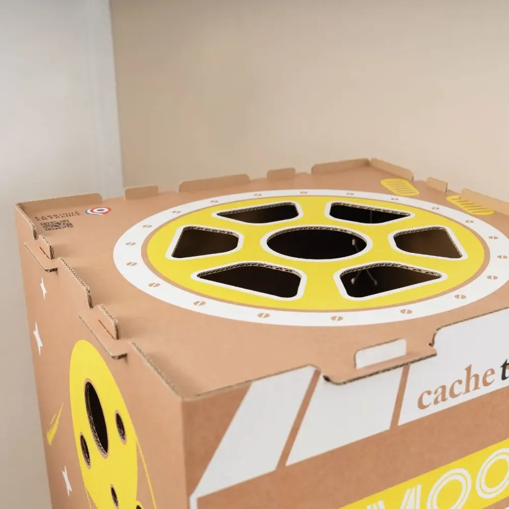 Design objects - Foldable cardboard playhouse made in France - MOON / CACHE TOI - CACHETOI