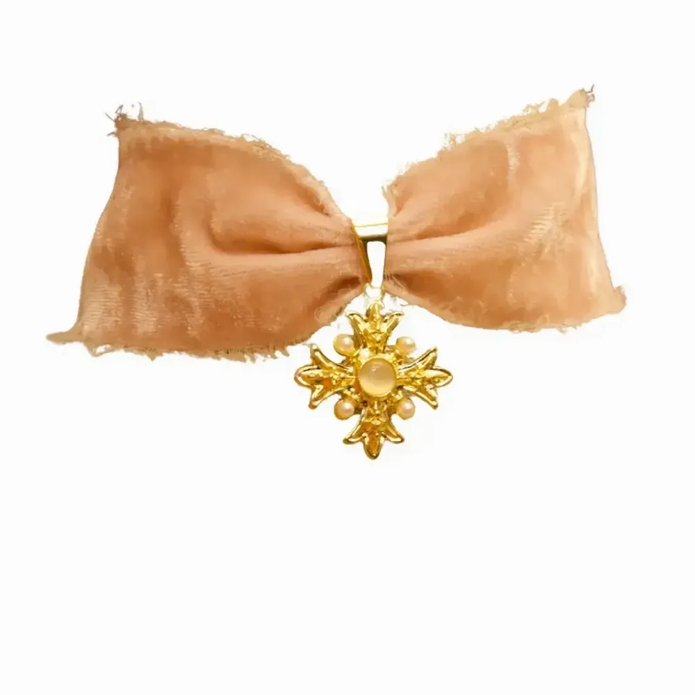 Bijoux - Choker Velours de soie rose - Aliénor - FASCINATO