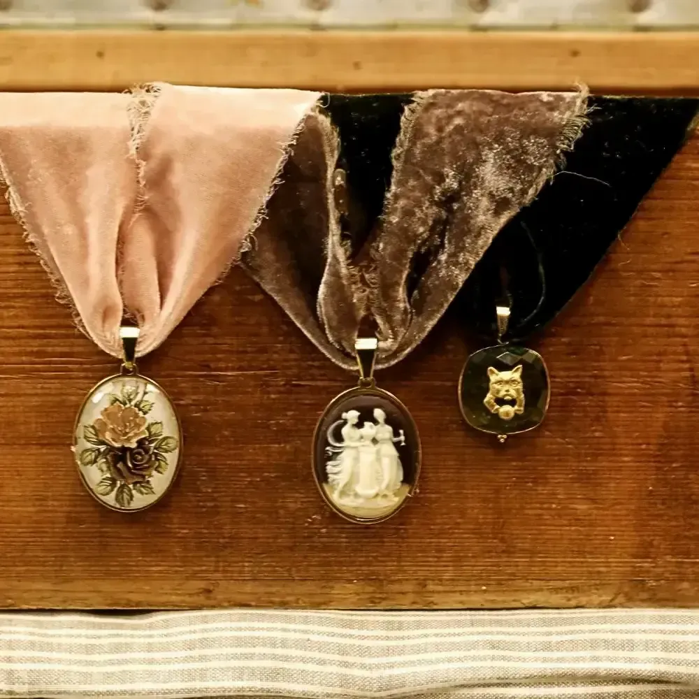 Jewelry - Choker Silk Velvet - Saxe - FASCINATO