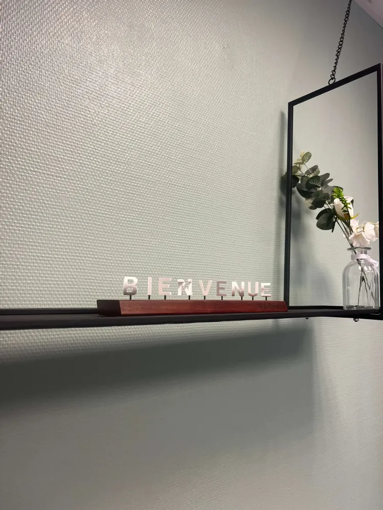 Sculptures, statuettes and miniatures - Digraphe Bienvenue - Chez nous - LE DIGRAPHE