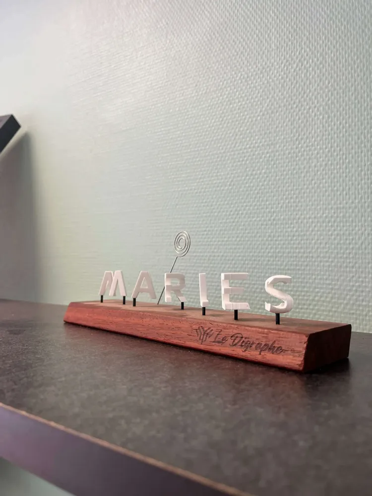 Sculptures, statuettes and miniatures - Digraphe Vive les - mariés - LE DIGRAPHE