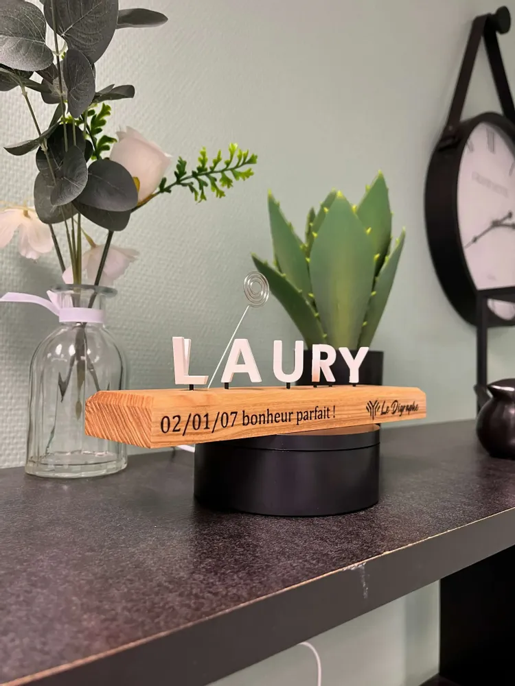 Customizable objects - 50 Years: Gold Anniversary Digraph - LE DIGRAPHE