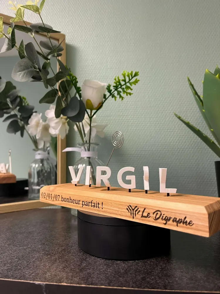Customizable objects - 50 Years: Gold Anniversary Digraph - LE DIGRAPHE