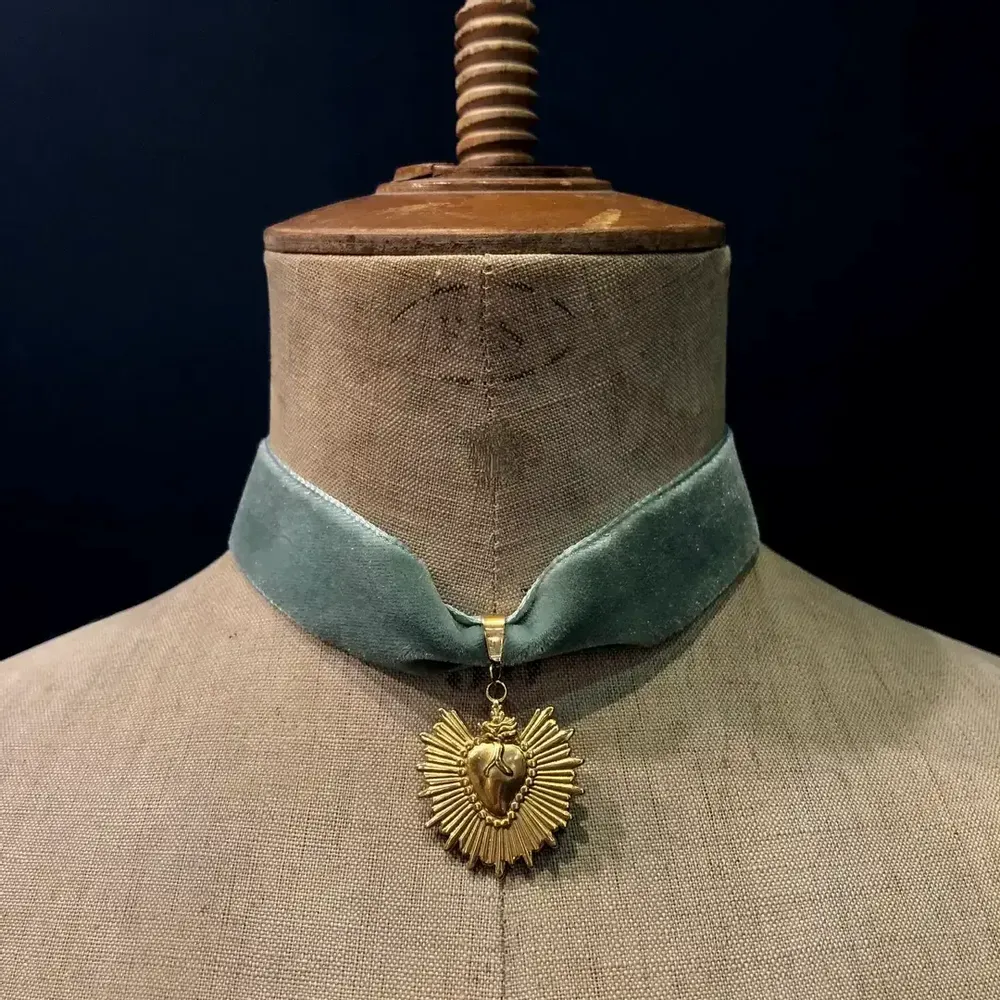 Jewelry - Necklace Benvolio - Choker in green velvet - FASCINATO