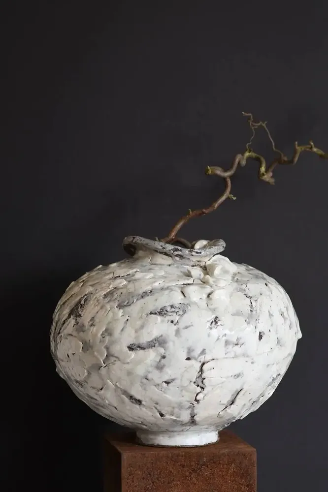 Vases - Vase blanc II, Céramique sauvage - GALERIE SANA MOREAU