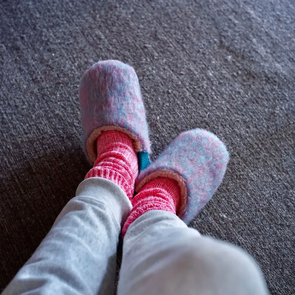Chaussettes - JAPAN MADE Reversible room shoes / Melange Shaggy × Quilting Boa - MERIPPA