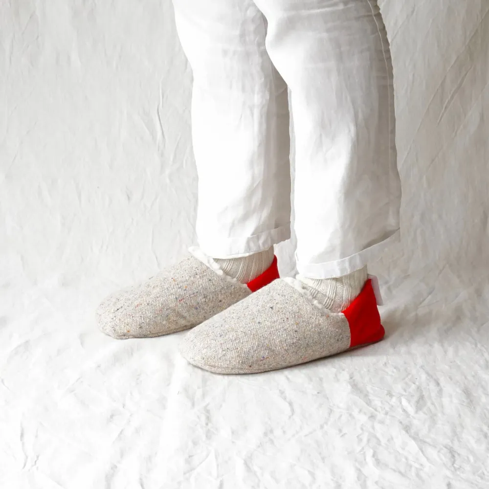 Chaussettes - JAPAN MADE Reversible room shoes / Hopping Nep Tweed × Sheep Boa - MERIPPA