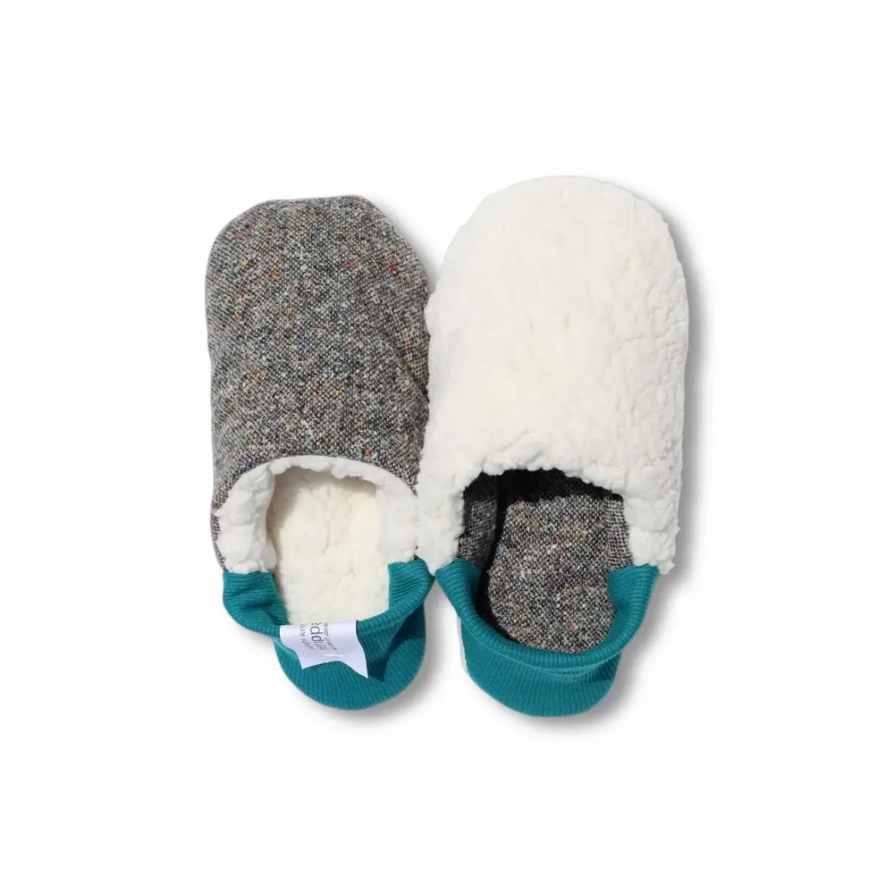Chaussettes - JAPAN MADE Reversible room shoes / Hopping Nep Tweed × Sheep Boa - MERIPPA