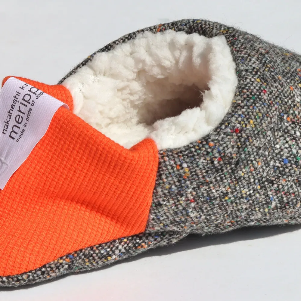 Chaussettes - JAPAN MADE Reversible room shoes / Hopping Nep Tweed × Sheep Boa - MERIPPA