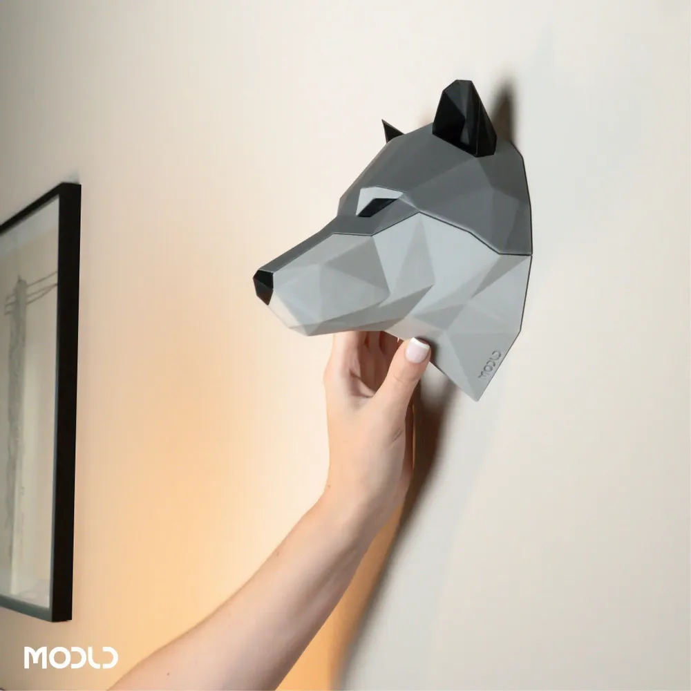 Design objects - The Howler - 3D-Printed Low Poly Wolf Head Wall Art - MODLD