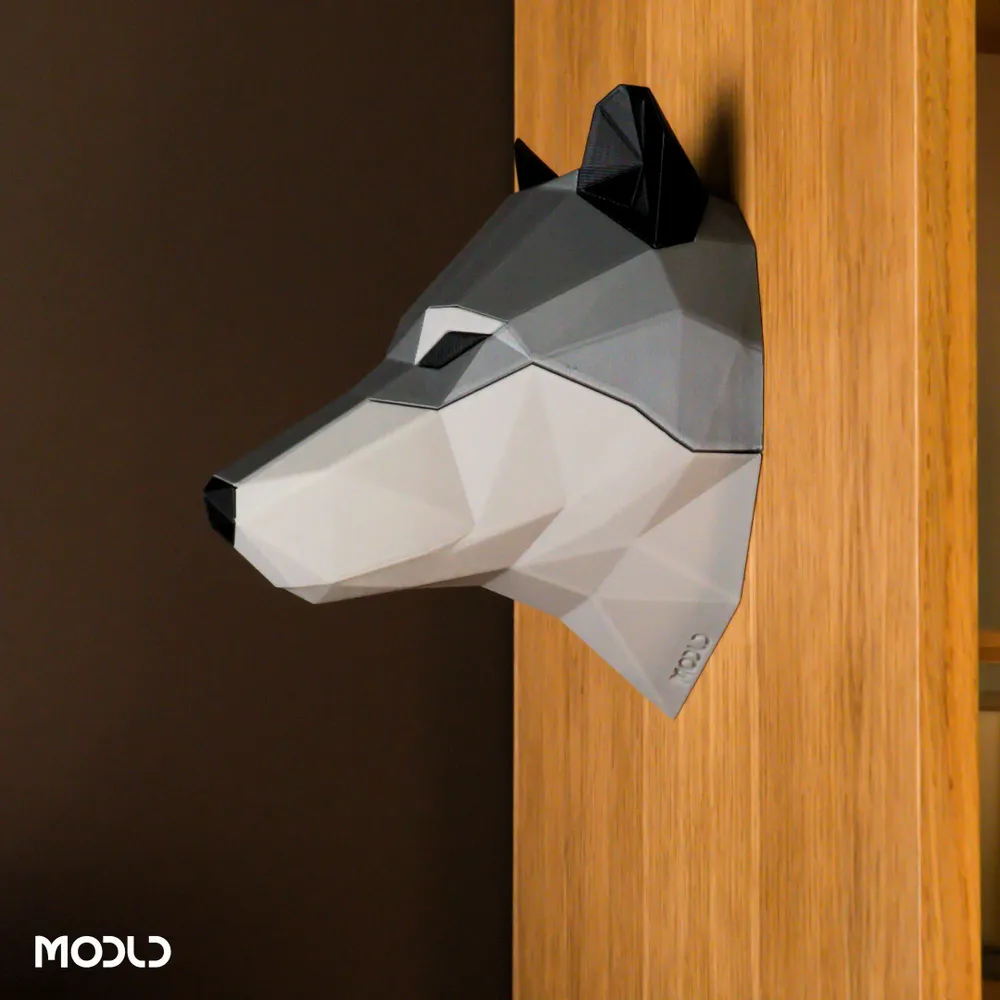 Design objects - The Howler - 3D-Printed Low Poly Wolf Head Wall Art - MODLD