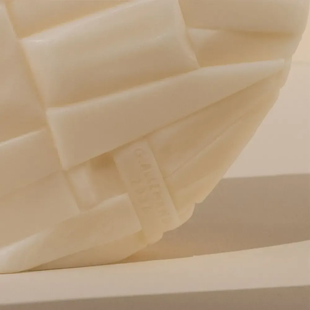Candles - FRAGMENTS 2.- Candle, based on the work by Guillaume Allemand - ATELIER CIRE