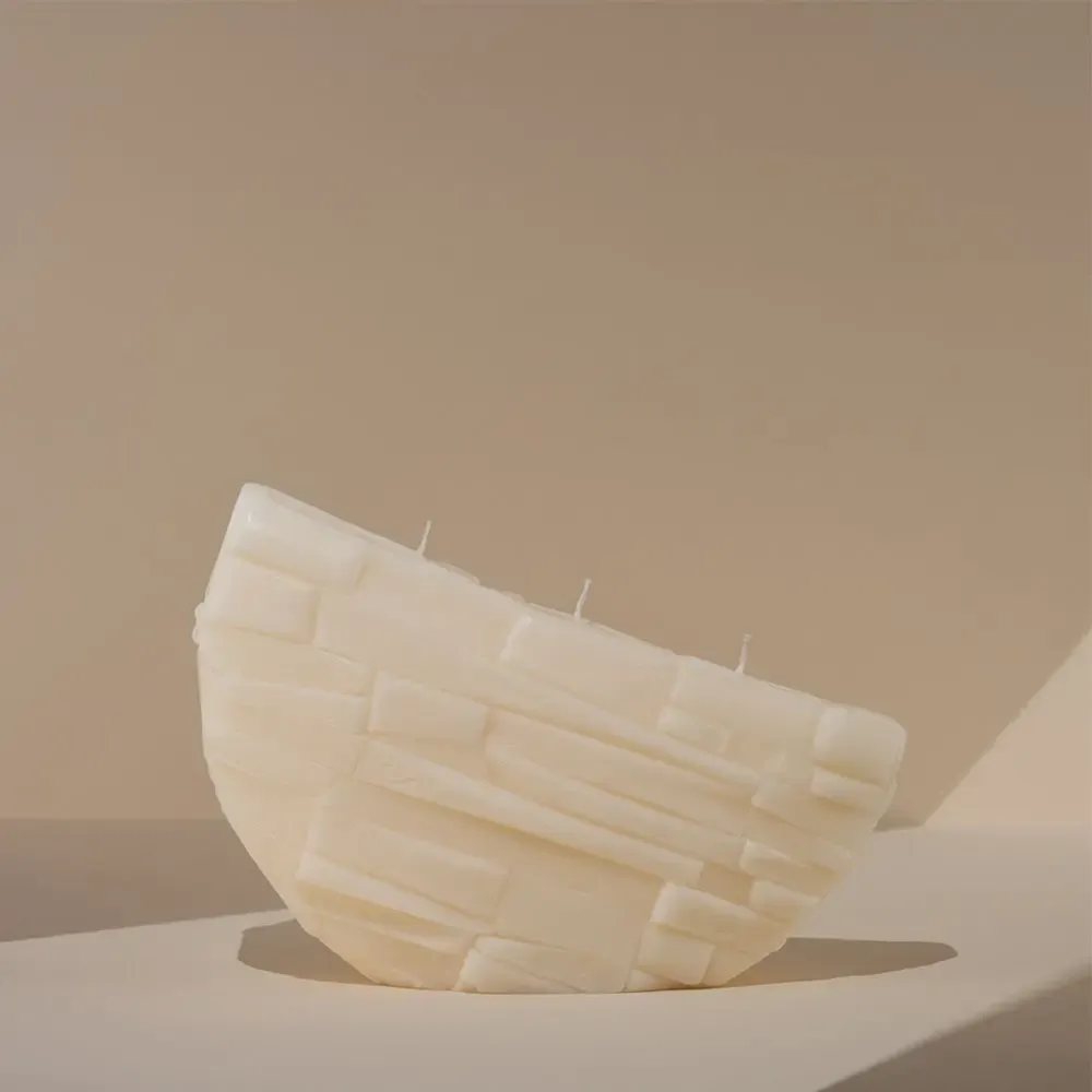 Candles - FRAGMENTS 2.- Candle, based on the work by Guillaume Allemand - ATELIER CIRE