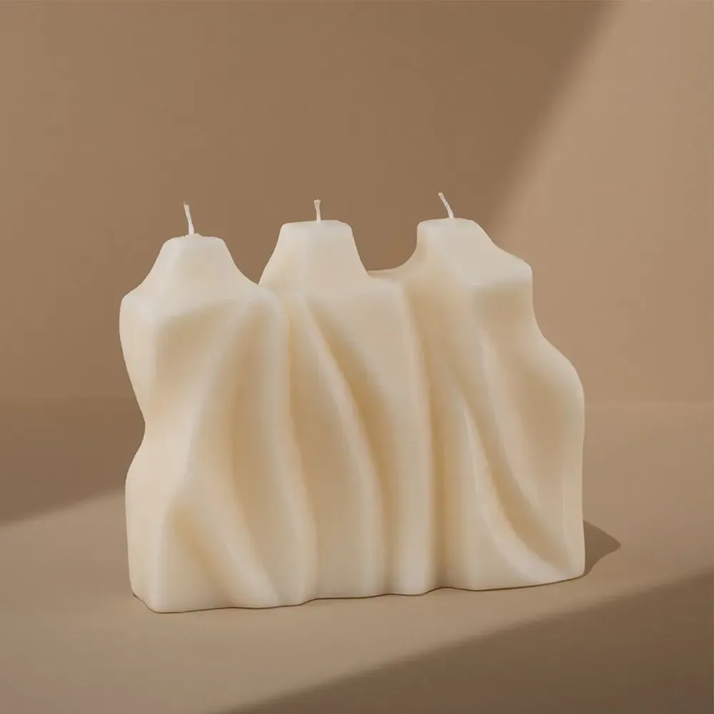 Candles - TROIS GRÂCES.- Candle, based on the work by Patrice Malavieille - ATELIER CIRE