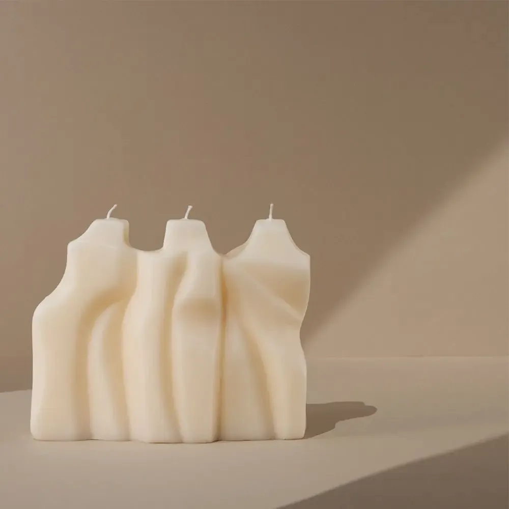 Candles - TROIS GRÂCES.- Candle, based on the work by Patrice Malavieille - ATELIER CIRE