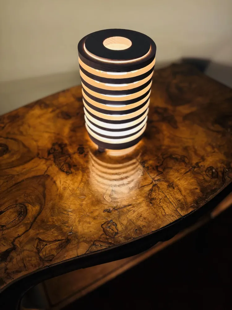 Lampes de table - VOLTA - Bois massif d'ovangkol et d'érable - SHALL WE PLAY A GAME?