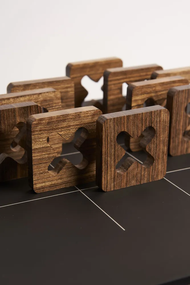 Objets de décoration - TRIS - Ensemble de jeu en bois Ovangkol - SHALL WE PLAY A GAME?
