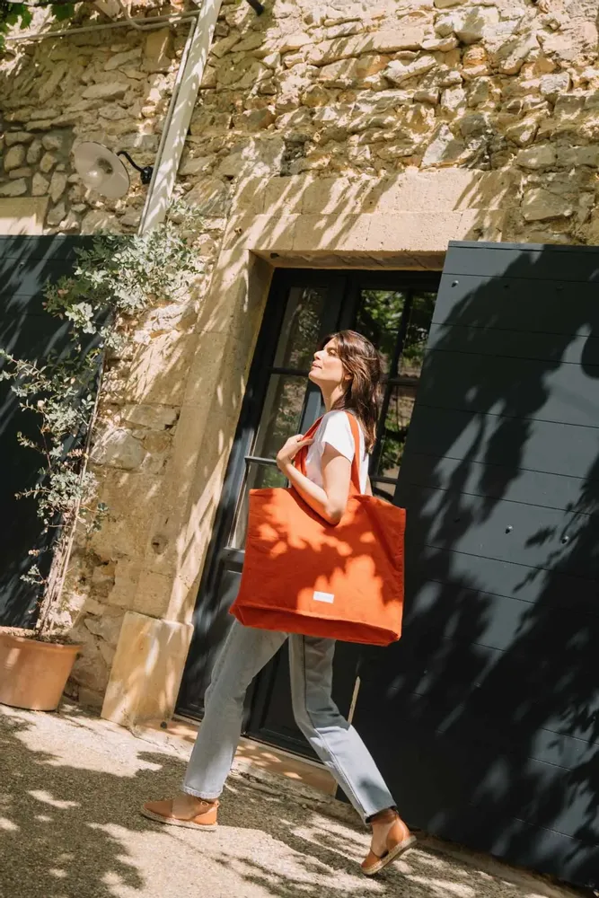 Bags and totes - Large tote bag made of thick organic cotton canvas. - LES PENSIONNAIRES