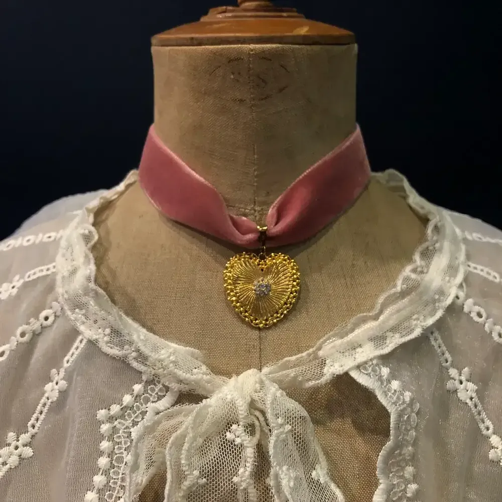 Jewelry - Necklace Rosaline - Choker in pink velvet - FASCINATO