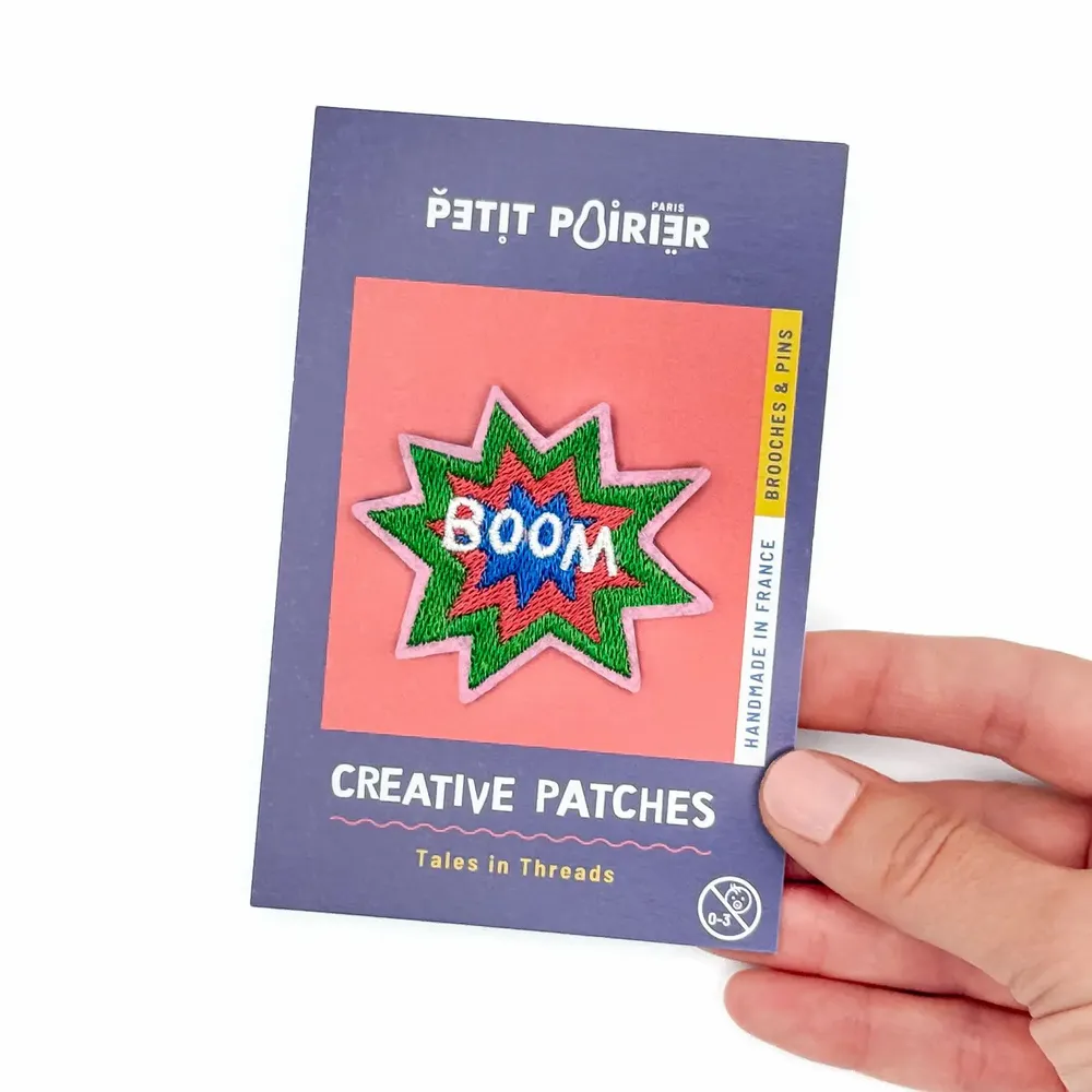 Cadeaux - Pin’s brodé "BOOM" – L’étincelle brodée - PETIT POIRIER
