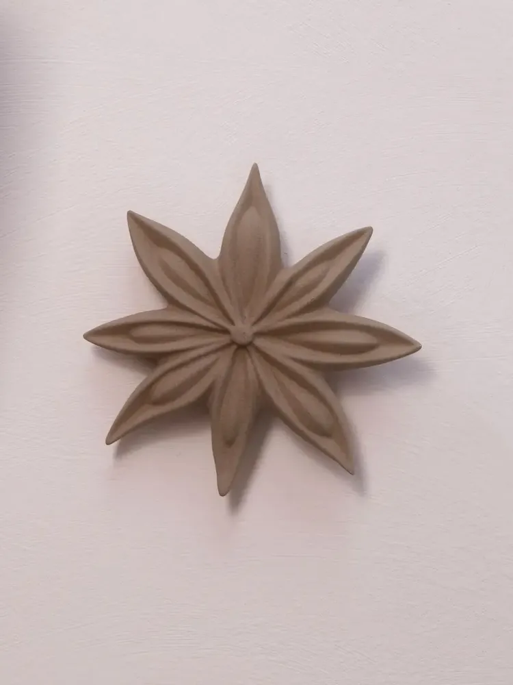 Accessoires de déco extérieure - JANIS (Fleur de badiane) - Ephémère - MONOCHROMIC CERAMIC