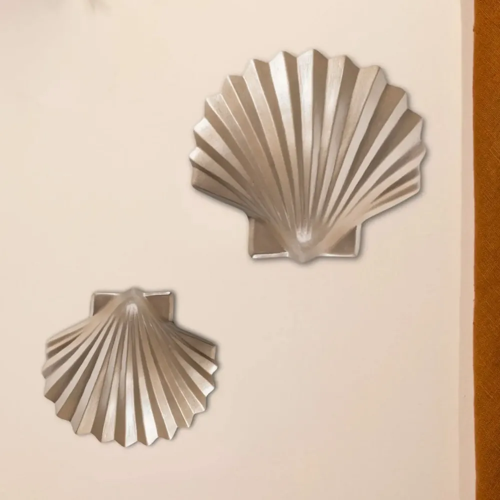 Outdoor decorative accessories - CALYPSO (Shell) - MONOCHROMIC CERAMIC