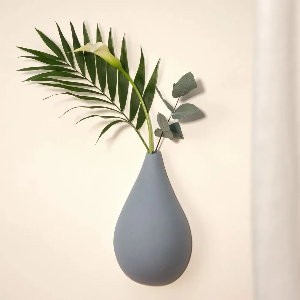 Outdoor decorative accessories - EARTHEN DROP (Soliflora for dried flowers) - Ephemerals - MONOCHROMIC CERAMIC