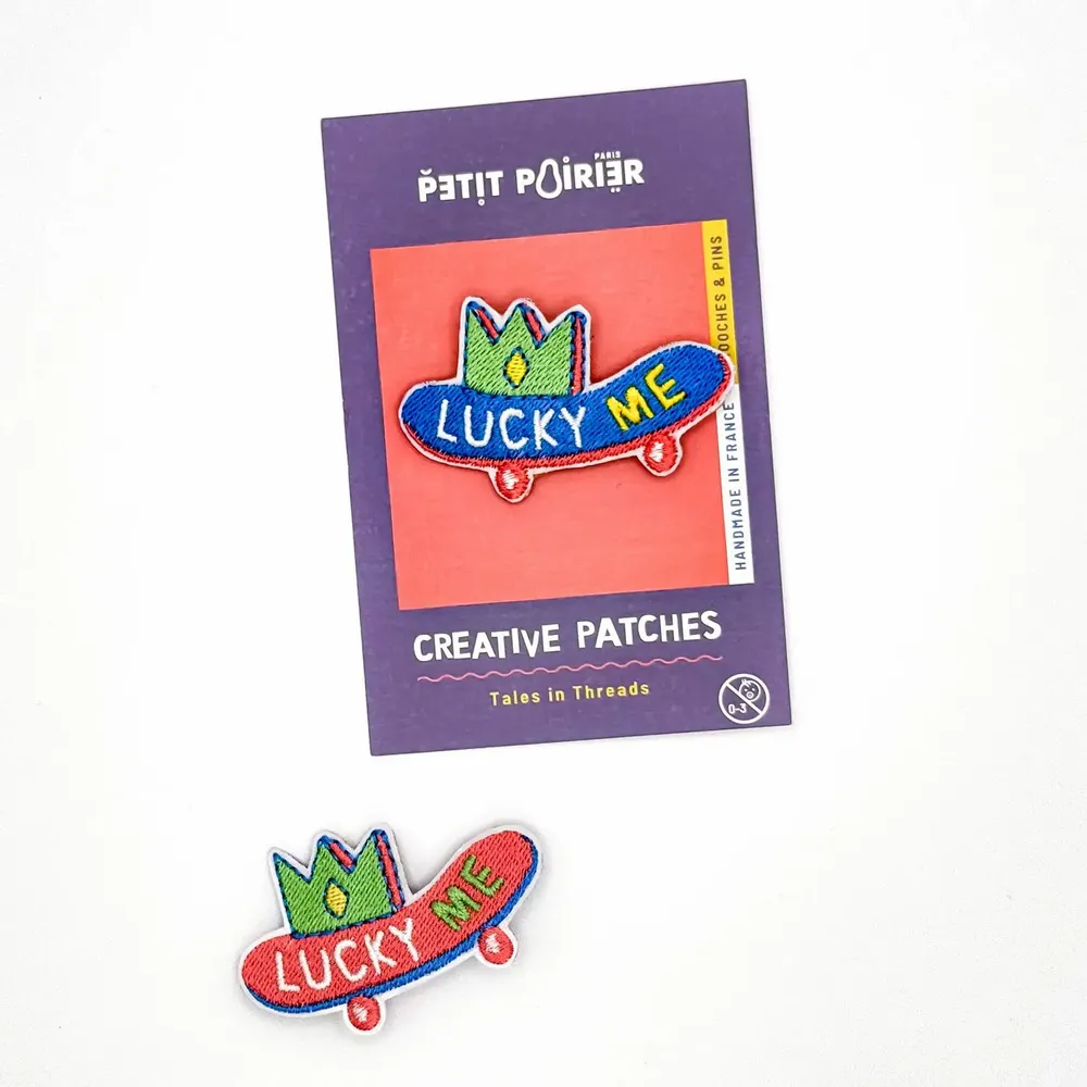 Cadeaux - Pin’s "Lucky Me – Skateboard" — Talisman des esprits libres - PETIT POIRIER