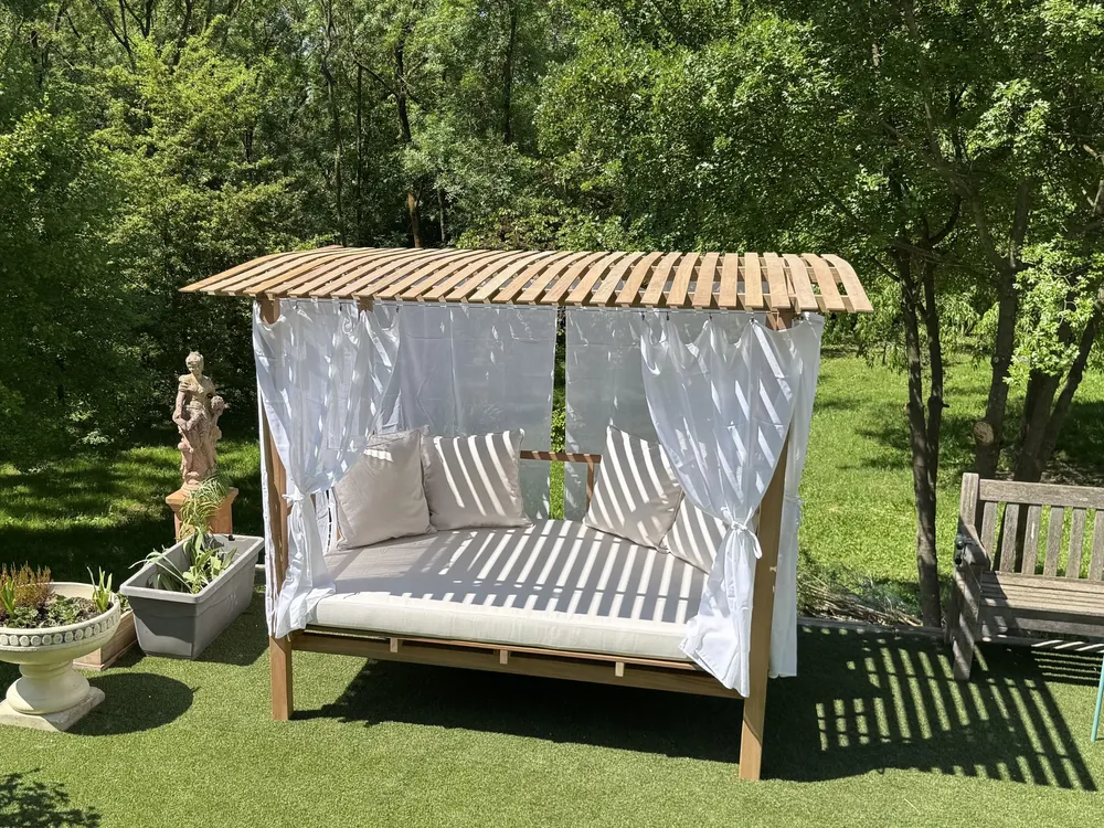 Lawn sofas - MADRAGUE - Gazebo, daybed, garden bed, relaxation area, shade - HONEYMOON