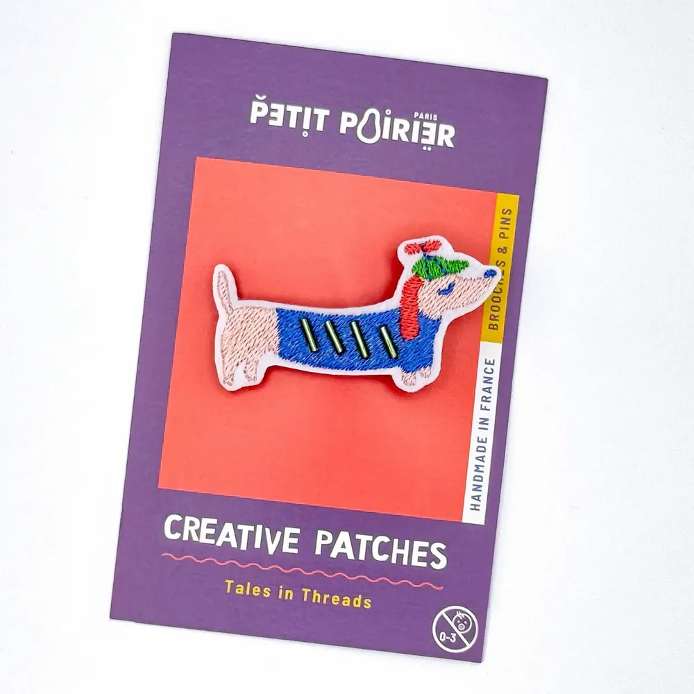Kids accessories - Beaded Dachshund Brooch – A Chic and Quirky Touch - PETIT POIRIER
