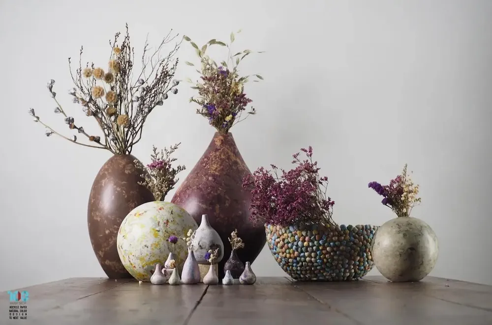 Decorative objects - Upcycled Paper Tranformation to Vase & Sculpture - 103PAPER SHOP