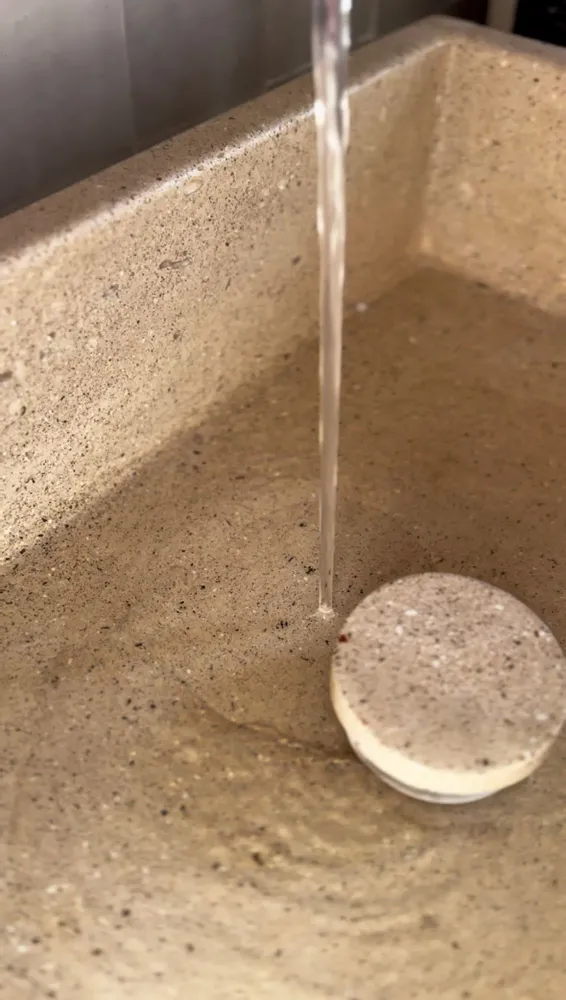 Decorative objects - Concrete basin - HESMEE