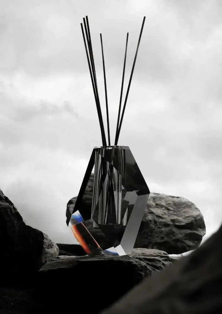 Verre d'art - LUNARE - VALKRYIE - HABITAT EMPORIUM LTD