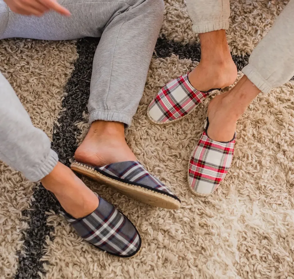 Homewear - Men’s Wool Slippers – Tartan Design, Handmade in Spain - ATELIER COSTÀ